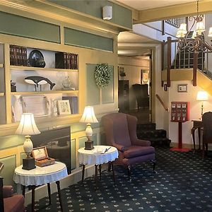 Lamies Inn & The Old Salt Tavern